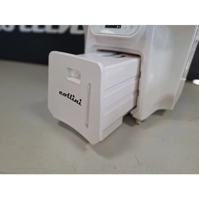 Mobiles japanisches Headspa Gerät von Collini mit herausziehbarem Fach für Spa-Behandlungen.