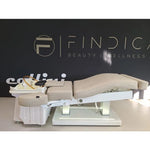 Mobiles japanisches Headspa Gerät auf einem Behandlungsstuhl, ideal für professionelle Anwendungen.