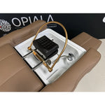 Detailansicht der elektrischen japanischen HeadSpa-Liege mit Fußstütze und hochwertigem Design.