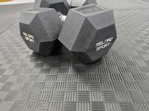 10m2 fitness matten Schwartz-Rot Hochwertige Puzzlematten von maxxtreme - TexfitTrading.de
